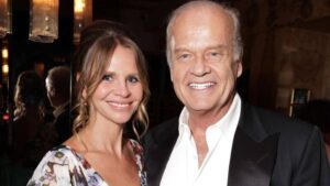 Fraiser dizisinin yıldızı Kelsey Grammer sekizinci kez baba oldu