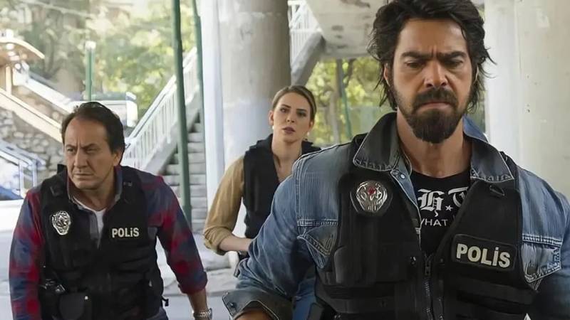 Arka Sokaklar'ın yıldız ismi fenomen diziye dahil oldu