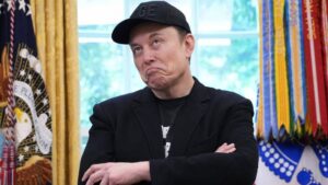 Billie Eilish’in "acınası korkak" cevabına Elon Musk’tan sert yanıt: Zekası pek parlak sayılmaz