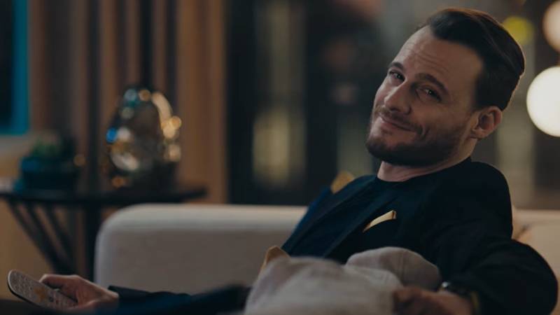 Kerem Bürsin'den yeni dizi: Michelin yıldızlı şefi canlandıracak!