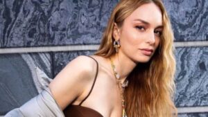 Nilperi Şahinkaya, yönetmen Baturalp Bekar'la yeni bir ilişkiye başladı