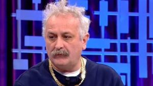 Yönetmen Onur Ünlü: İnternetten parayla dua satıyordum