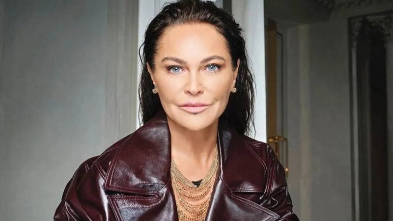 550 bin lirasını alamamış, mahkemeye başvurmuştu: Hülya Avşar davayı geri çekti!