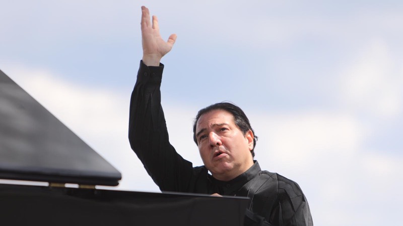 Fazıl Say'dan klasik müzik camiasına çağrı: Kavga etmeyi bırakın, küresel sorunlara odaklanın!