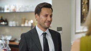 Oyuncu Kaan Taşaner: Babamdır annemdir diye de kimseyi bağrıma basamam!