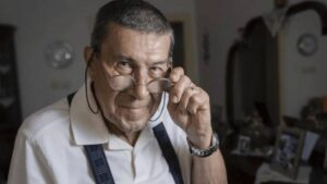 Usta tiyatro oyuncusu Zihni Göktay huzurevinde: 28 yıl ‘Lüküs Hayat’ oynadım, hiç lüks hayat sürmedim