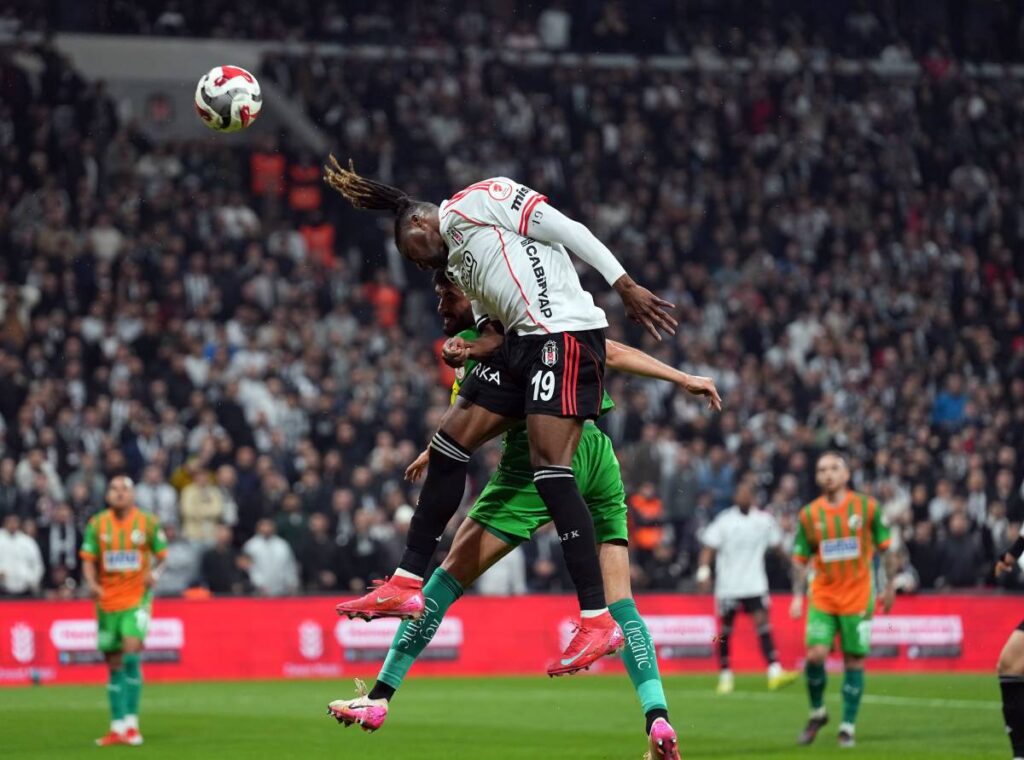 Beşiktaş, Ziraat Türkiye Kupası’nda yarı finale yükseldi!