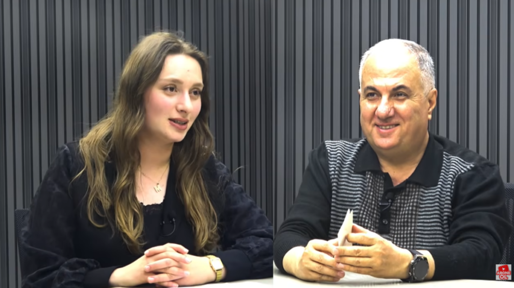 Melisa Toprak İle Edebiyat ve Toplum'un konuğu Ahin Güneş oldu!