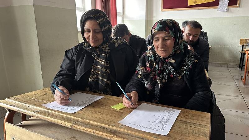 Meralardan sınıflara!