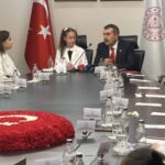 Milli Eğitim Bakanlığı’nda 23 Nisan’da anlamlı devir teslim!